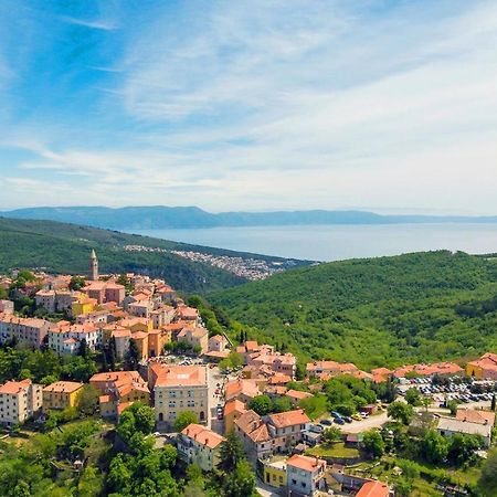 Studio Apartman Vedran Apartment Лабин Екстериор снимка
