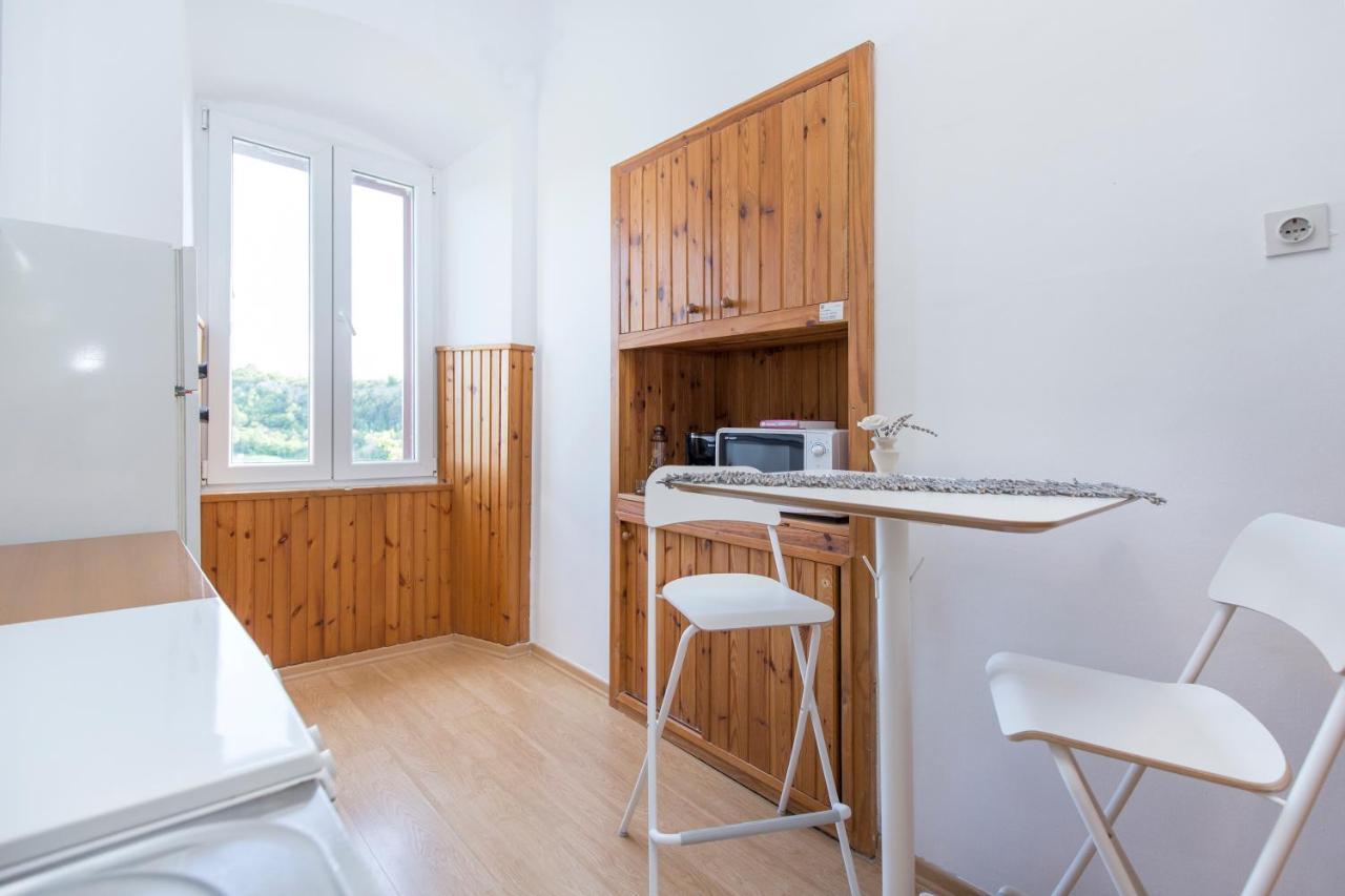 Studio Apartman Vedran Apartment Лабин Екстериор снимка